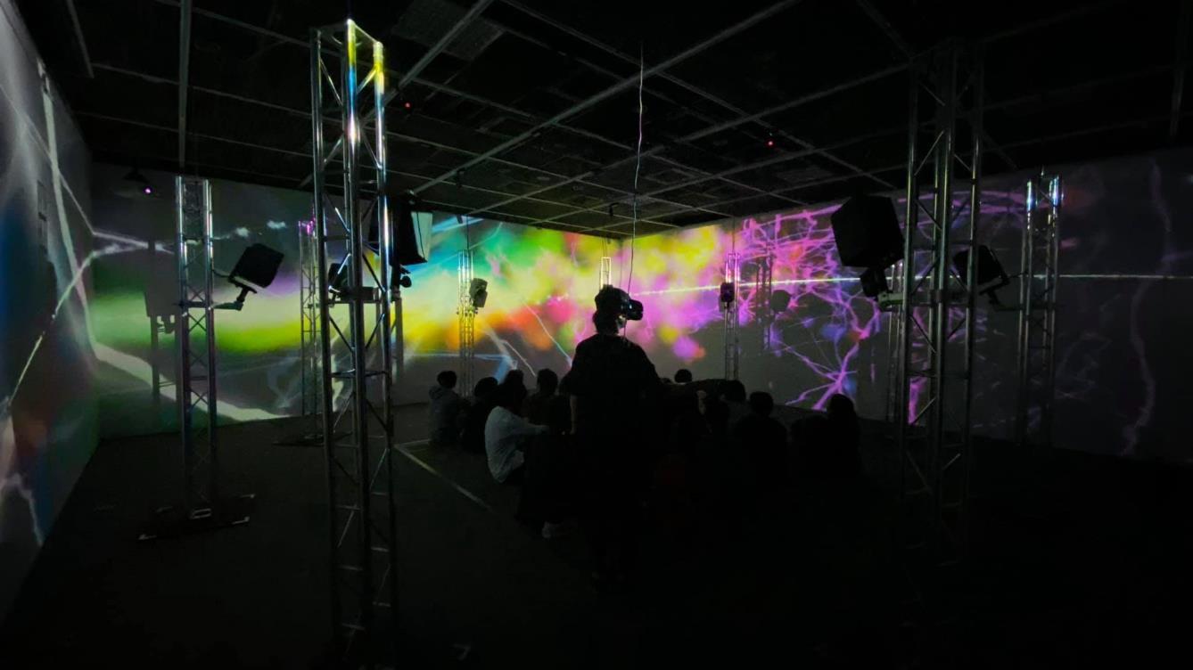 INFINITY∞ 無界 Photo